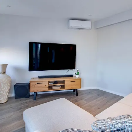 Stunning Ocean View 200mt Ac Pool Apartman