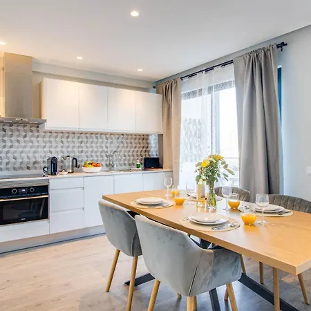 Stunning Ocean View 200mt Ac Pool *